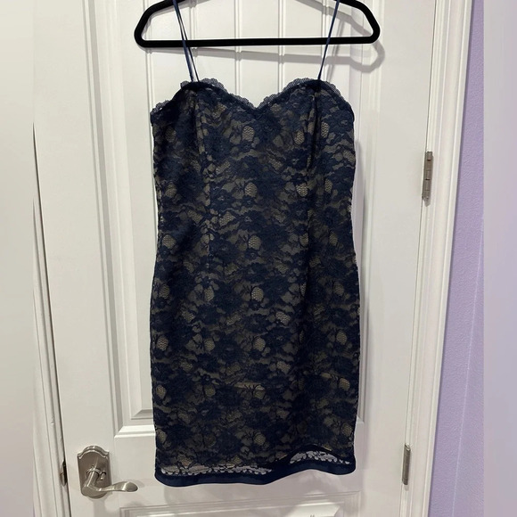 Rickie Freeman for Teri Jon Dresses & Skirts - Vintage Rickie Freeman for T.J.Nites | nude lined navy lace mini dress | Size: 8